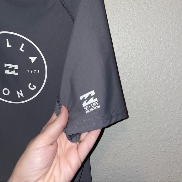 Billabong Boys Rotor Performance Fit Short Sleeve Rashguard - Picture 6 of 7